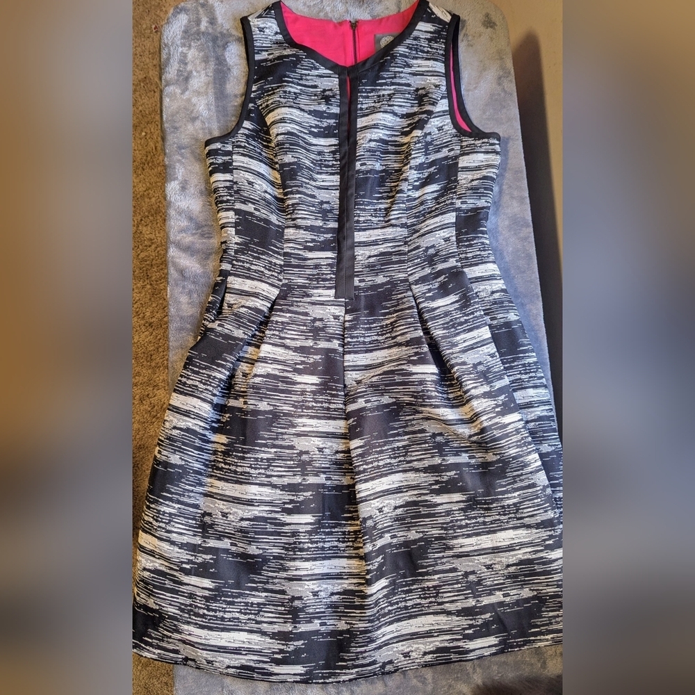 Vince Camuto Dress Women's Size 6 Sleeveless Black And White Textured Pockets